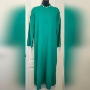 entro Teal Green Maxi Knit Dress with Crew Neck Size Small NWT